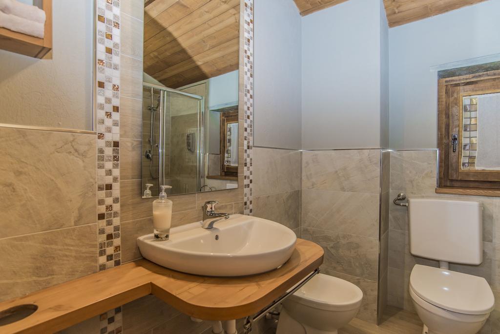 Locanda Il Campo Della Quercia San Damiano Macra Ngoại thất bức ảnh
